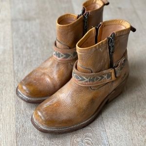 Bedstu Boots